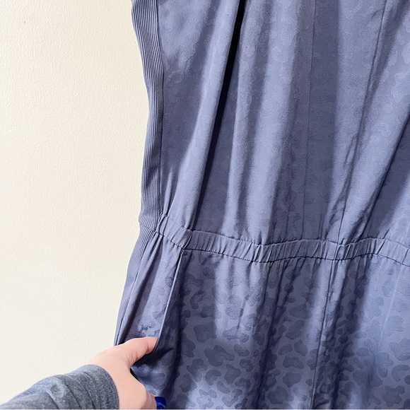 Athleta Brooklyn Textured Jumpsuit Medieval Violet Animal Print Jacquard Sz 20 - Picture 4 of 16